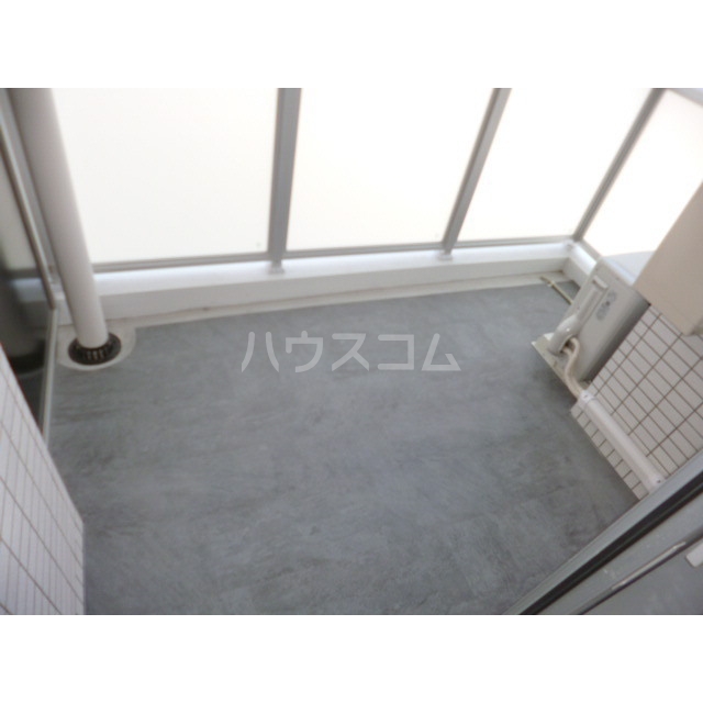 13/25 バルコニー