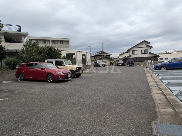 29/30 駐車場