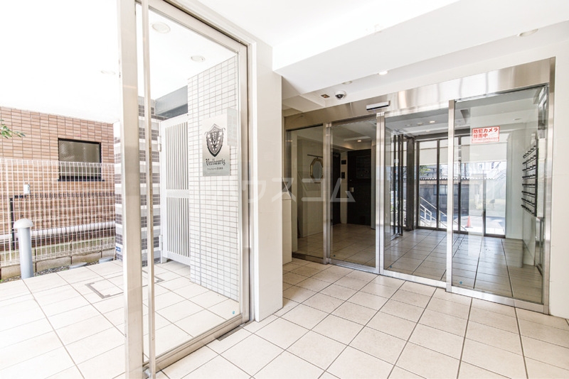 15/23 エントランス