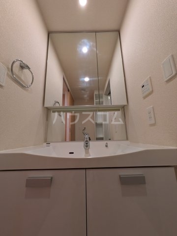 18/28 洗面