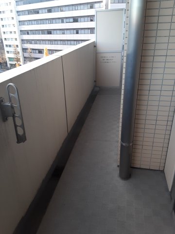 21/30 バルコニー