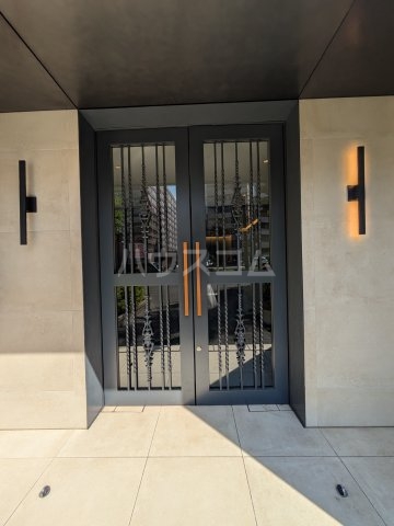 29/30 エントランス