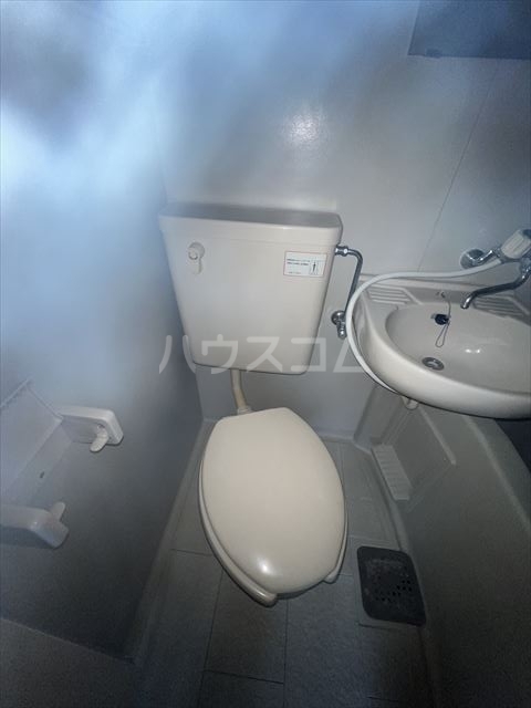 14/30 トイレ