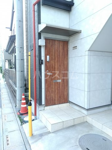 29/30 エントランス