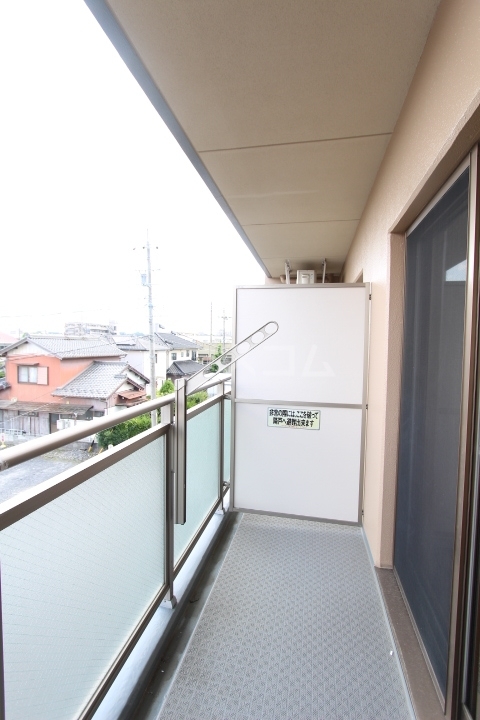 21/30 バルコニー