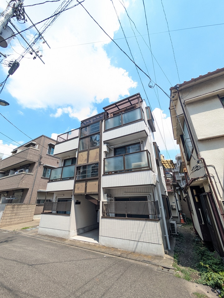 ハルツ赤羽岩淵の外観