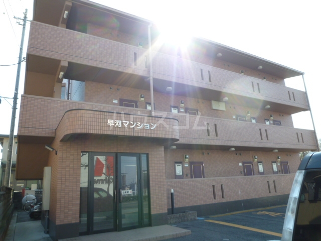 19/30 エントランス