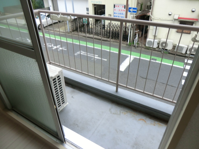 15/28 バルコニー
