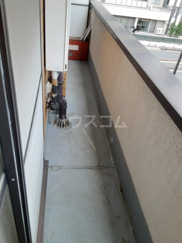 19/26 バルコニー