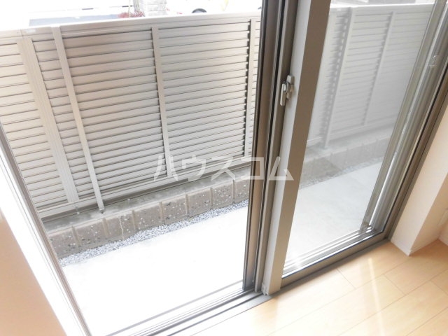 18/25 バルコニー