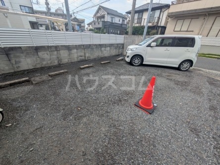 24/29 駐車場