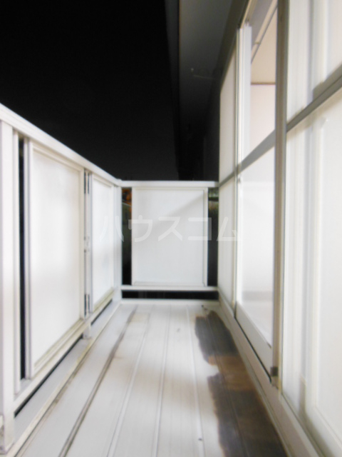 20/30 バルコニー