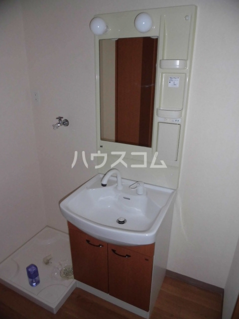 13/30 洗面
