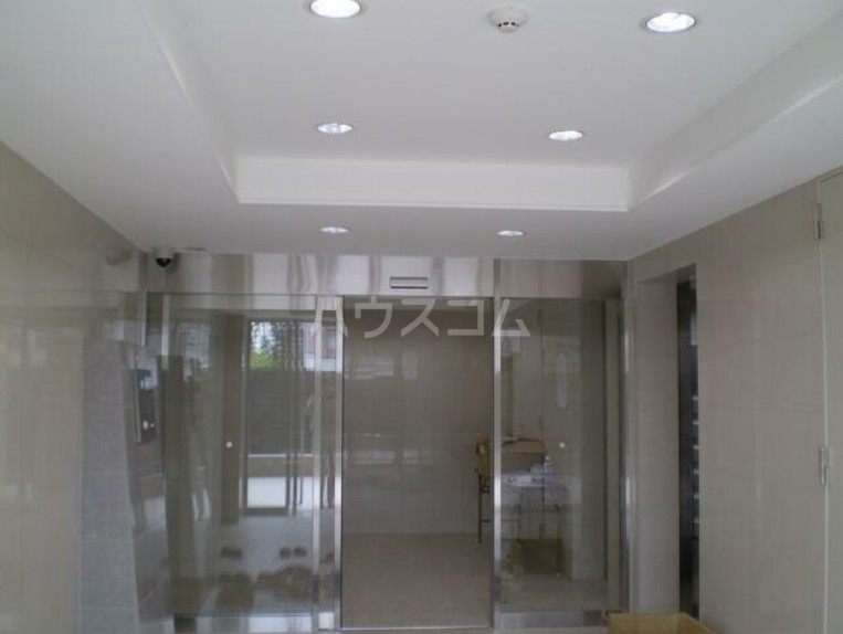 3/7 エントランス