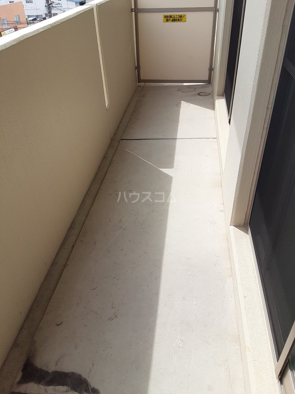 21/30 バルコニー