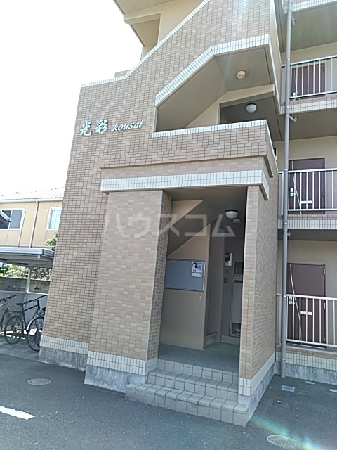 21/30 エントランス