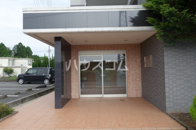 15/18 エントランス