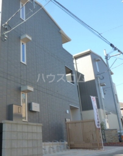 14/17 エントランス