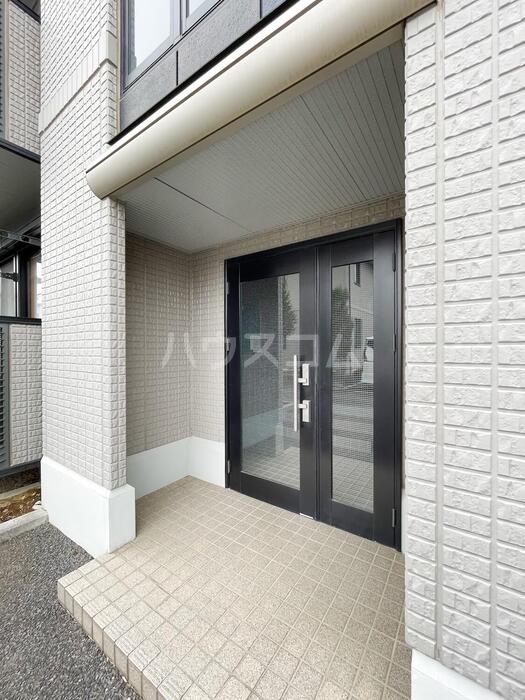 14/16 エントランス