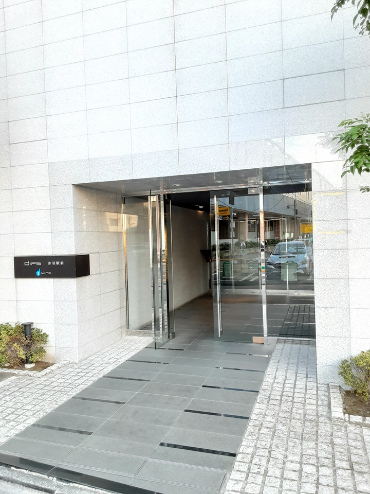 2/3 エントランス