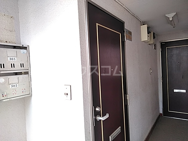 4/5 エントランス