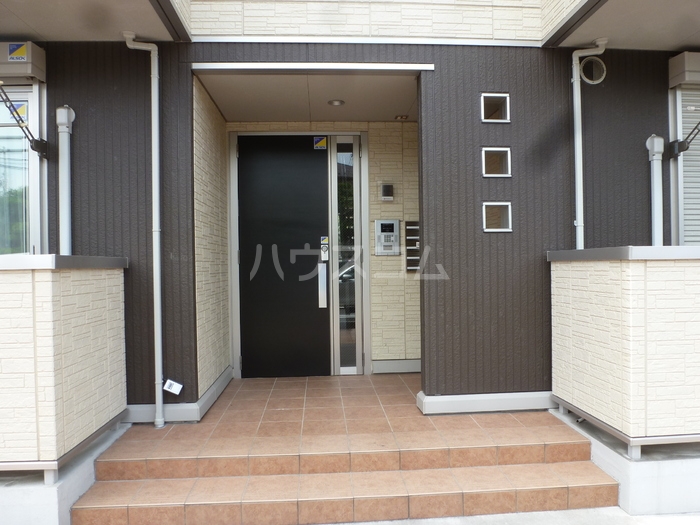 2/11 エントランス