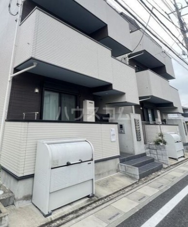 14/18 エントランス