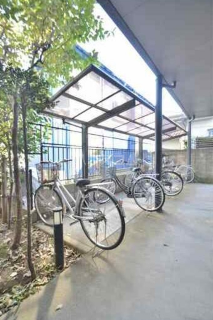 20/23 駐車場