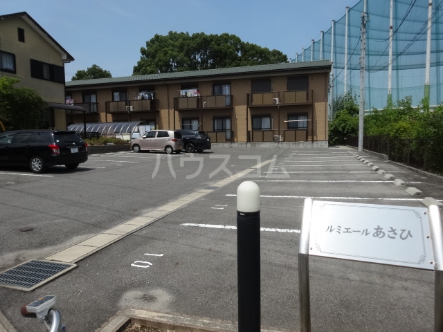 3/4 駐車場