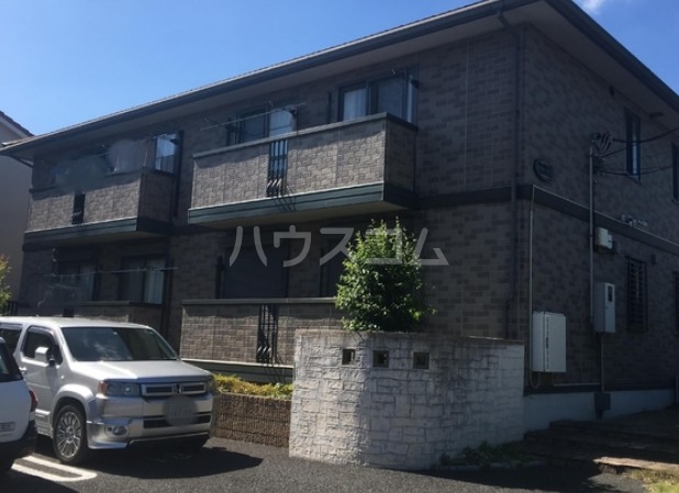 13/23 エントランス