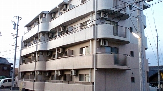 2/30 外観