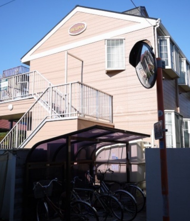 16/26 エントランス