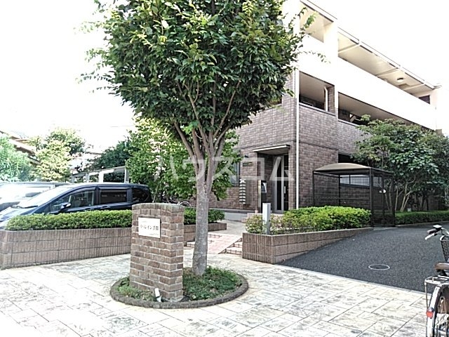 3/7 エントランス