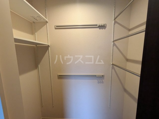 13/30 収納