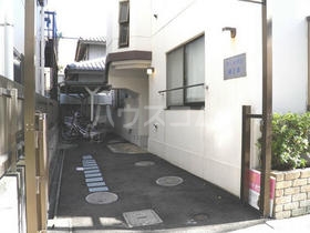 16/26 エントランス