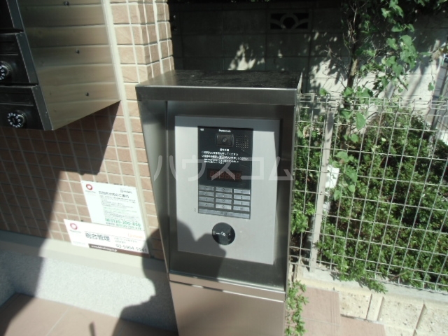 22/22 エントランス