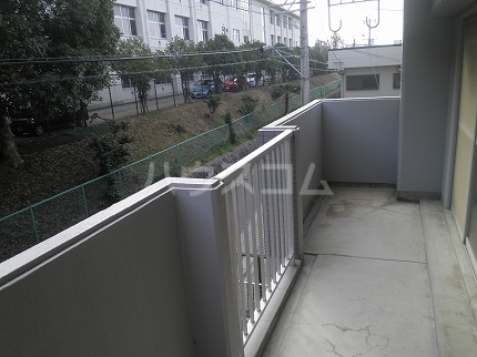 13/30 バルコニー