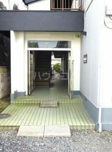 19/21 エントランス