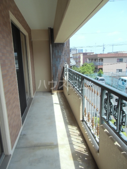 13/25 バルコニー