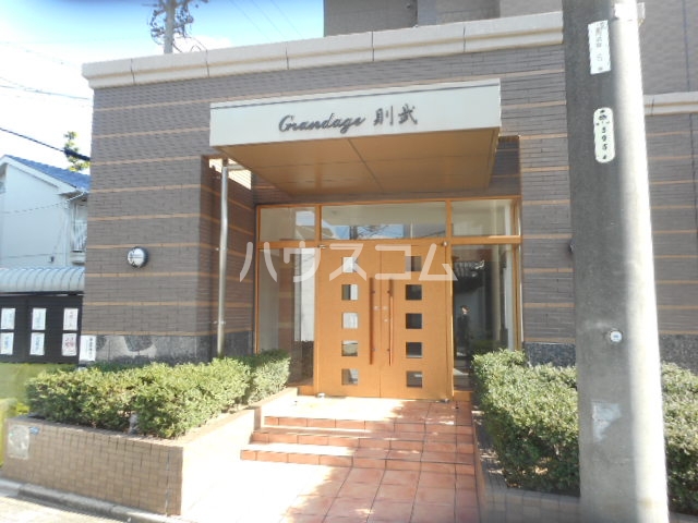 19/24 エントランス