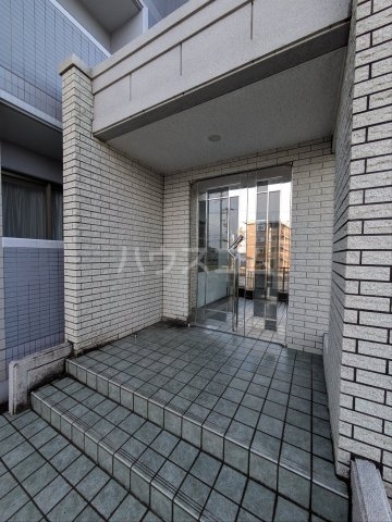 2/11 エントランス