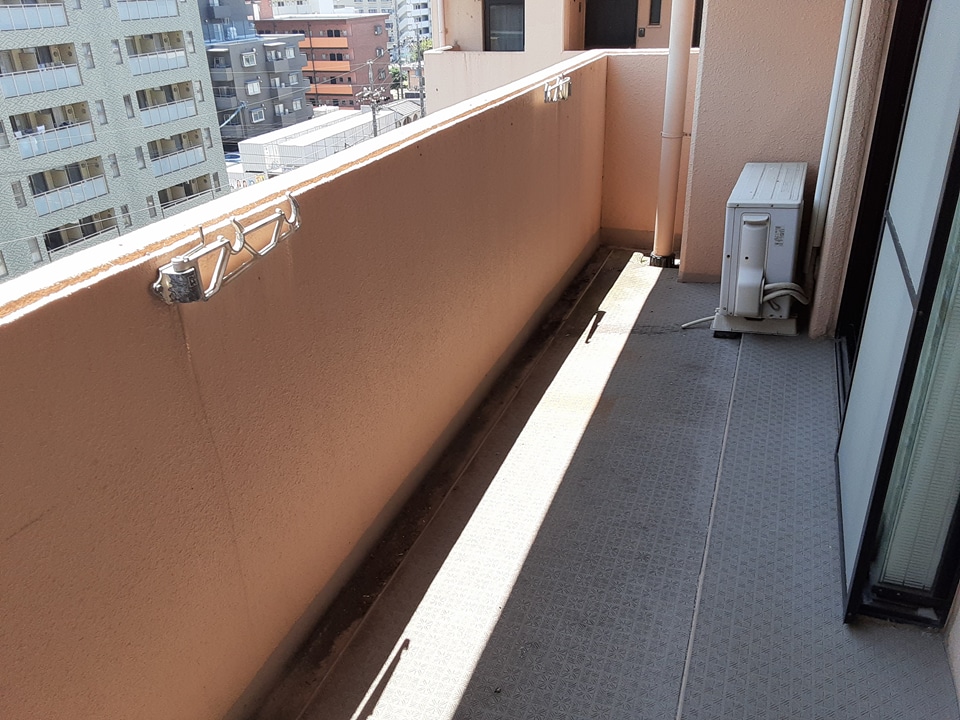 20/30 バルコニー