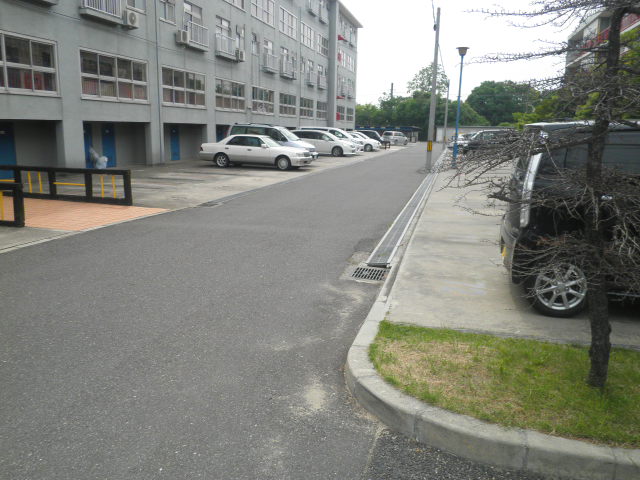 22/30 駐車場