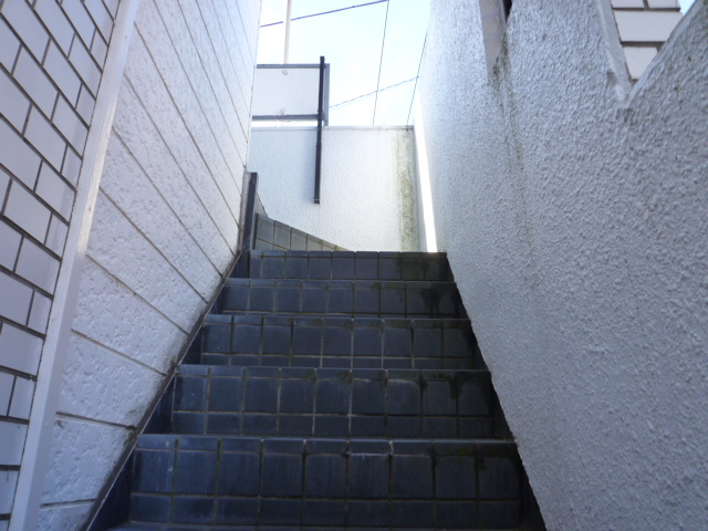 21/29 エントランス