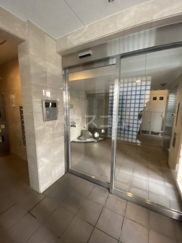 4/5 エントランス