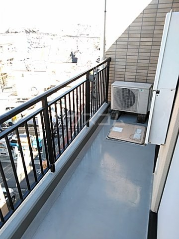 19/23 バルコニー