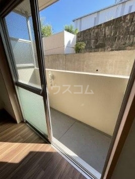 13/20 バルコニー