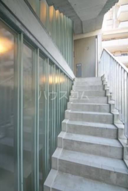 14/21 エントランス