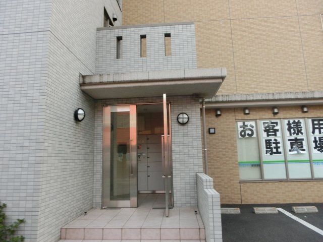 14/24 エントランス