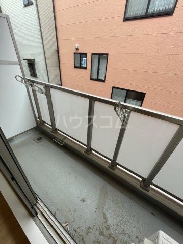 23/30 バルコニー